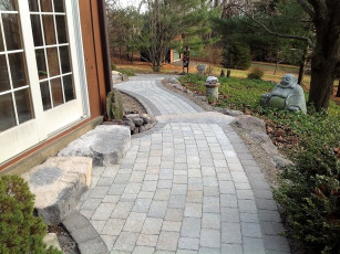 Coopersburg Paver Walkway (3)