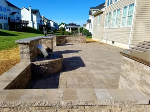 Macungie Water Feature (2)